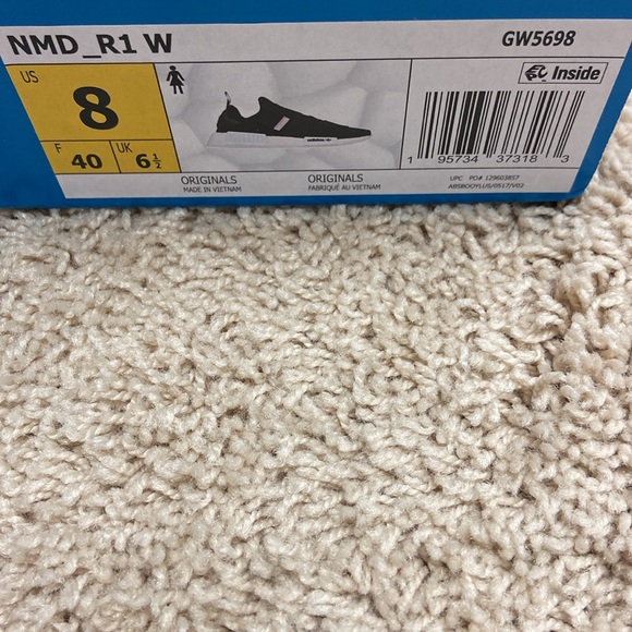 Adidas NMD_R1 - Picture 3 of 6